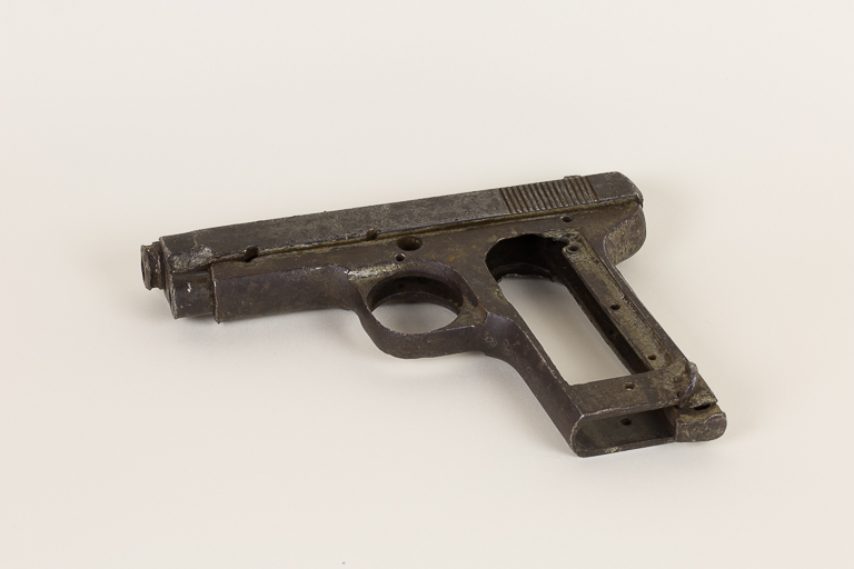 pistola semiautomatica Berretta modello 1915